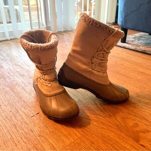 Sperry for J.Crew Womens 9 Tan Water Resistant Fur Lined Leather Snow Duck Boot